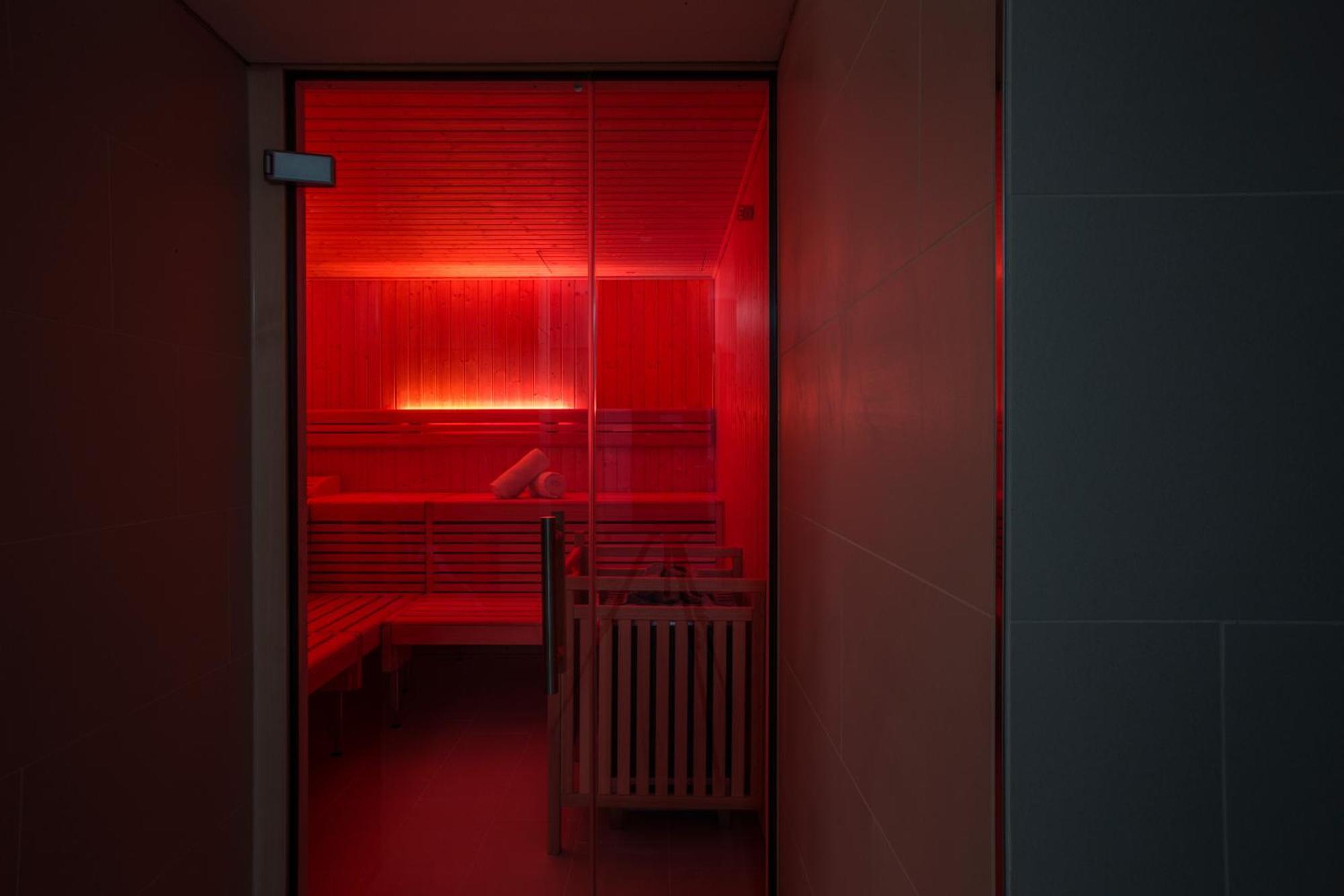 Homaris West Side (Adults Only) Hotell Berlin Exteriör bild