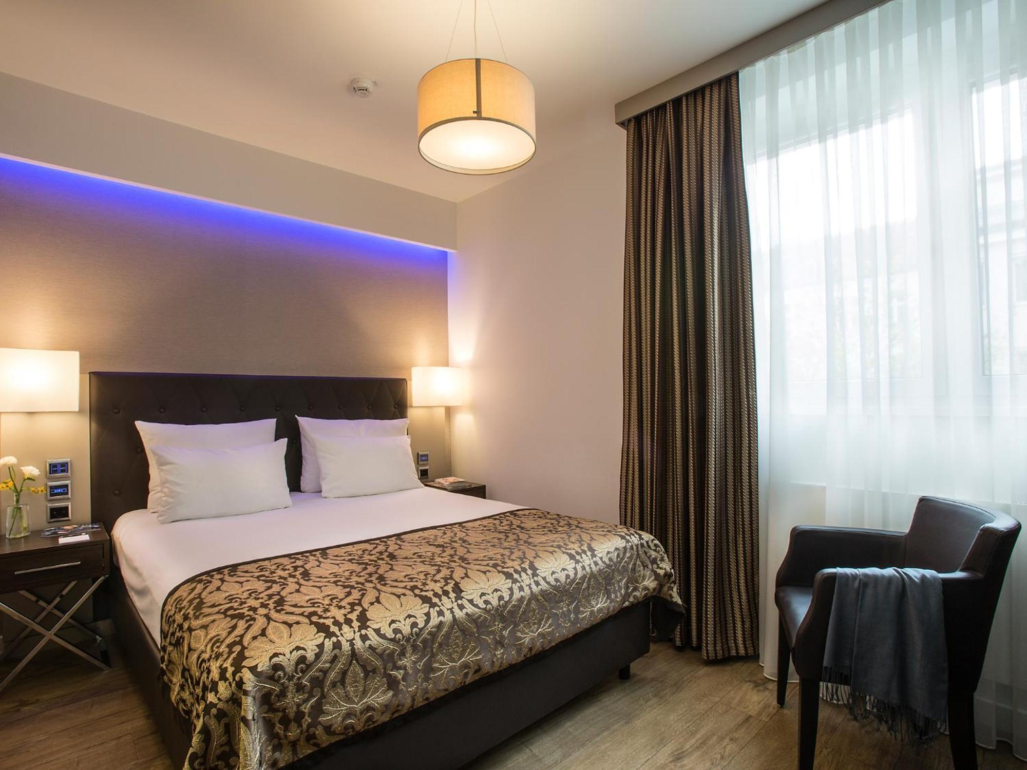Homaris West Side (Adults Only) Hotell Berlin Rum bild
